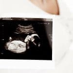 Babys beginnen bereits im 6. Monat der Schwangerschaft das Fruchtwasser zu schmecken.