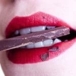 Das Zahnfleisch ist in der Schwangerschaft besser durchblutet und sehr empfindlich.