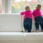 Eine Zwillingsschwangerschaft wird standardmäßig engmaschiger betreut als eine Einlingsschwangerschaft
